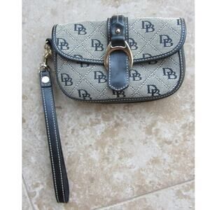😍 Vintage Dooney & Bourke Classic Leather & Canvas Logo Wristlet EUC